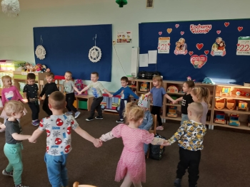 b8275da2-690e-47d8-b9b1-28b45711d884