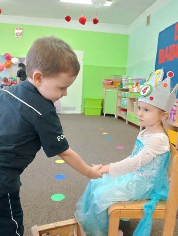 0eb7e341-01f8-4587-9a7c-995579f15fda