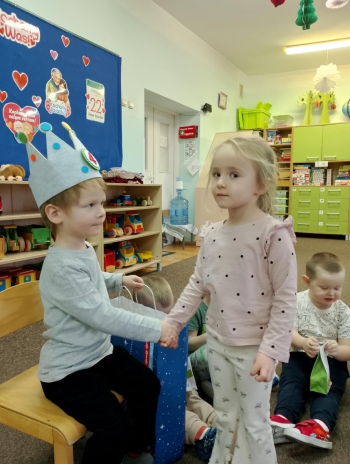 b1a2b835-4a51-4926-be94-6f04add8327b