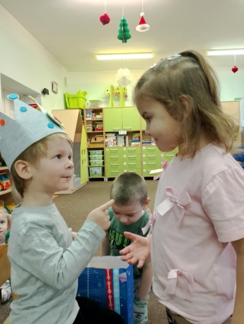 e2d6ca5c-150d-49c4-a52d-b8c7bdb03c08