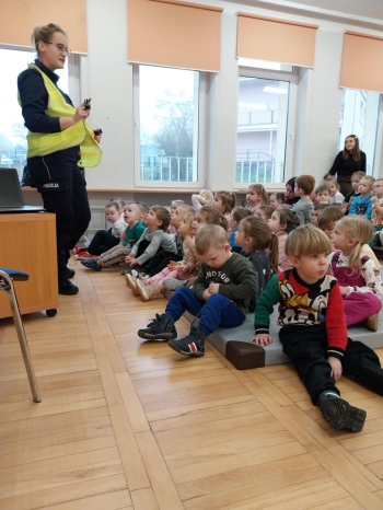 09b3079d-6f9c-42b6-9cf5-2e6c1b8a3b6a