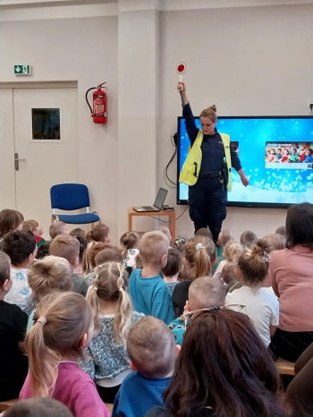 b2c45ed5-52fd-4e05-95c2-c89a8b667b15