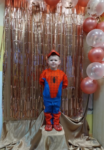 fe76e7e5-4eb6-4aed-8ea6-7848364f190d