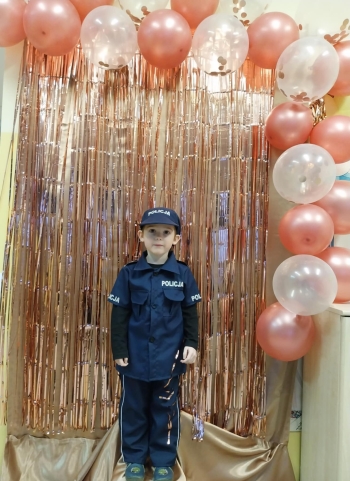 2e102d6c-ed67-49de-92be-d98759cb3b08