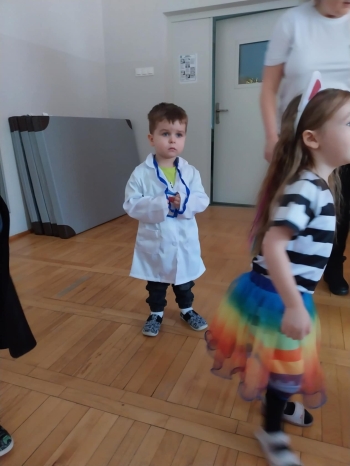 06ed9d9c-a73b-403d-a1cc-08fe6e1aa004