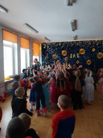 de81926c-4d6a-4f5b-8fda-59f4e9e22256