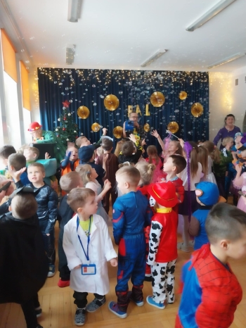 0ad2cf04-3c66-4e50-bbdc-a0879d92fbae