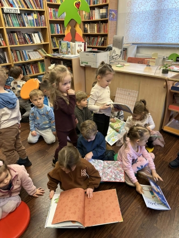 de2ebb03-1e85-422c-8b62-fe3ffb1201e8