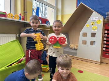 10adfcc2-ddf5-4662-b752-0a7be68acb8c