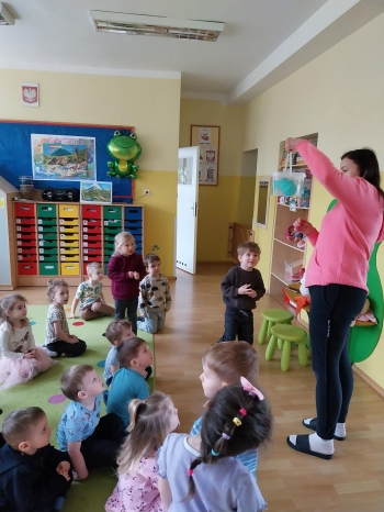 c1300ae1-1b1b-4ac1-b2a0-61da08120f21