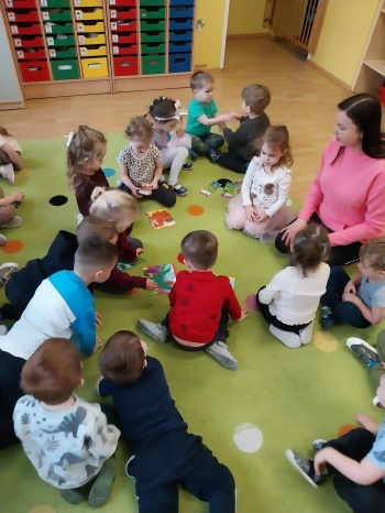 1dd1ff38-7bad-4be5-a3ba-29ae87244383