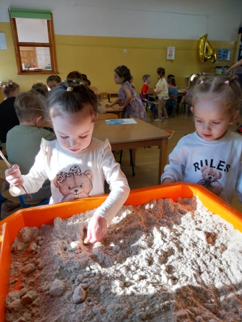 19a99ab2-1a53-43b3-9d52-3ab0f84cdcdc