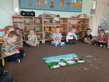 f2b283b5-c5b0-4db9-b4e8-edcee8220b46