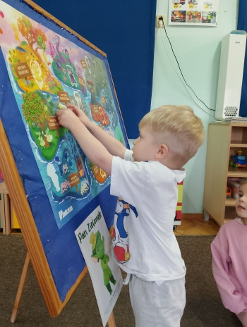 f22a16ed-482b-4984-8493-0a02265b9931