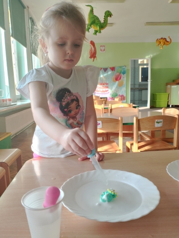 7977e519-c208-4667-b963-56e8042f6105