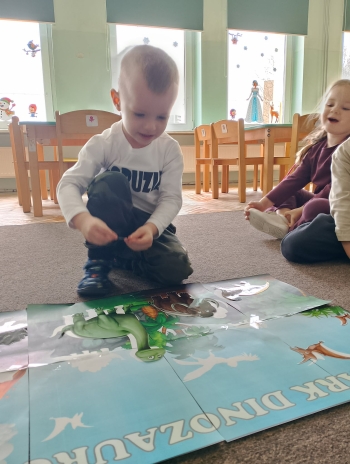 8cb3e9e5-06e1-487e-8ad0-27619cbb245f