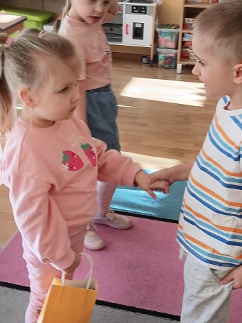 dad8c971-d963-4c77-8c4a-7df78c7db69e.jfif