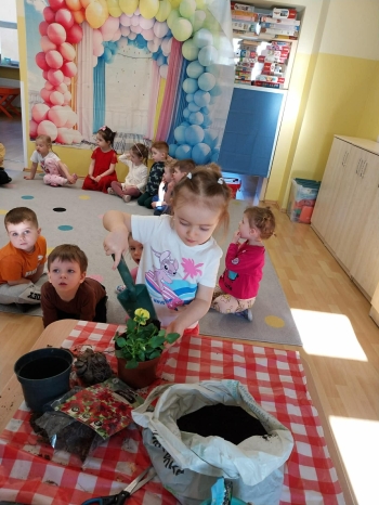 eaae0981-17ec-4302-98bd-85ef1093b0e7