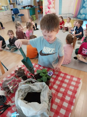 86e82d22-5cdf-4775-b568-57591be066e6