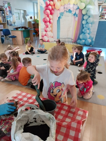 51cc80bc-c7bd-4cda-afc9-589e3485f7b3