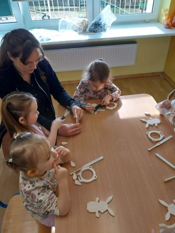 9a8de935-5f7d-4686-b00f-960bc1c9a1f2