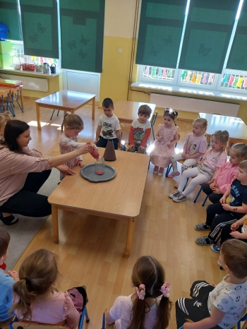 b8ae967f-d0da-4cbf-8299-7199d1b51336