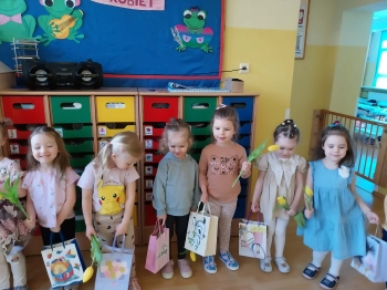 ef31d985-59d5-436d-acbe-d31a893947a8