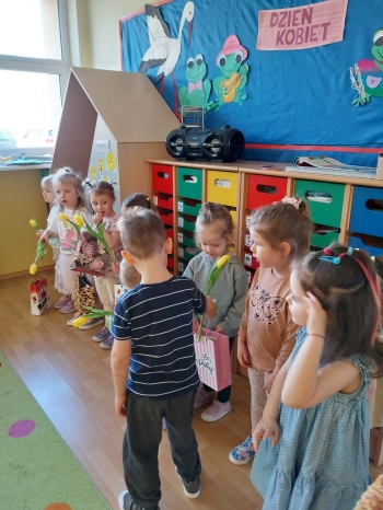 9b26d6a9-2af3-47ea-b56c-e5fbcff12345