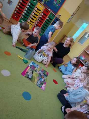 321047f0-82e8-4ce6-8536-8d6bfbc6f146