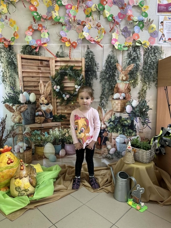 c0c6b83b-8c97-4160-a07c-12f717341f95