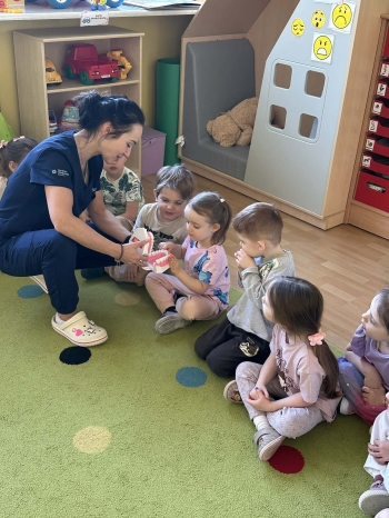 64b04f01-1300-4809-bc53-1cd7f2bb2d6f