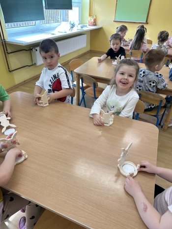 5df79066-7b54-48f9-a71b-099779725866