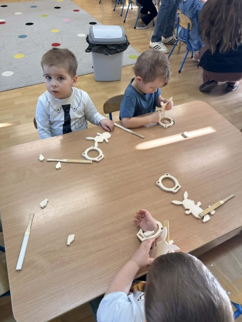 a90eef7d-aa16-4372-b717-d0d7d8a9759e