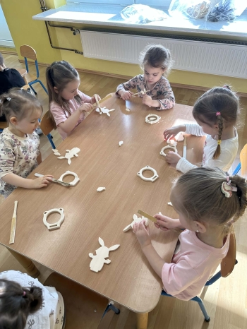 a2a9730a-5ec8-49eb-948f-bbfb7219dfff