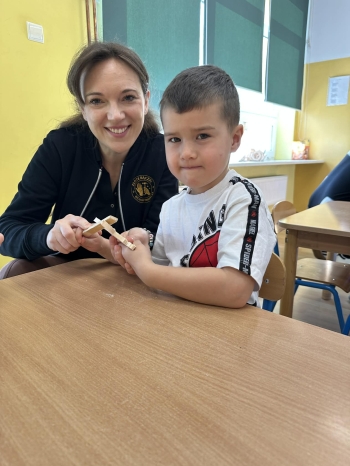 7a7a5e34-c351-4c24-b34c-08ead5bf07b1