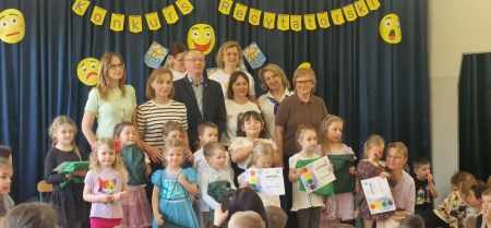 KONKURS RECYTATORSKI I PLASTYCZNY - EMOCJE